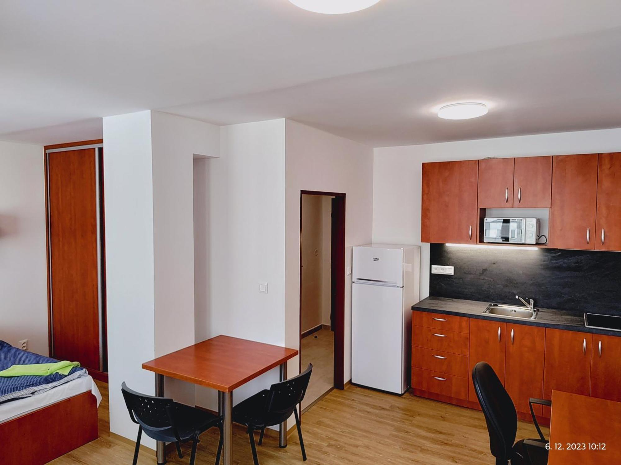 Hostel Blanice Прага Экстерьер фото
